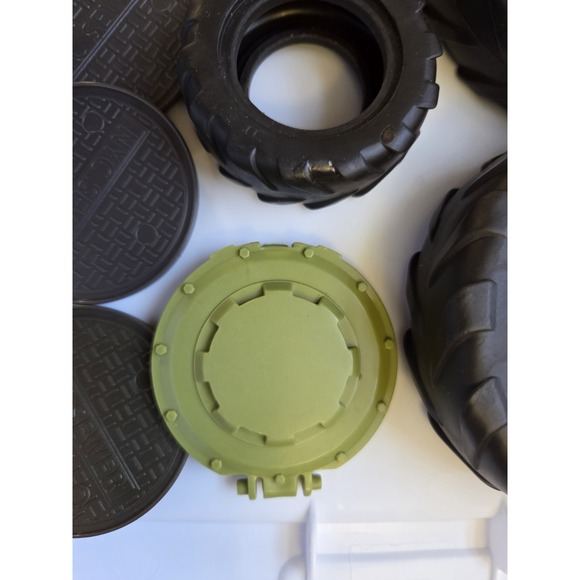 TMNT SHELLRAISER 2013 Remote Control Ninja Turtles Vehicle REPLACEMENT PARTS LOT - Picture 3 of 6